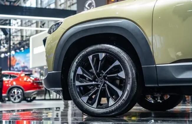 全新马自达CX-50，2.jpg