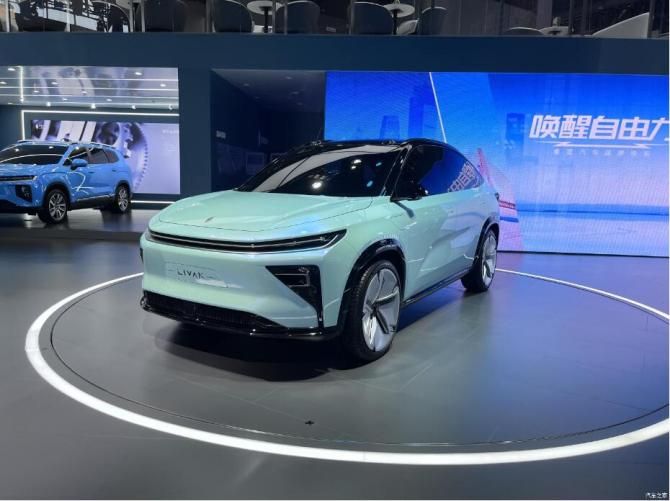 睿蓝7，1.jpg
