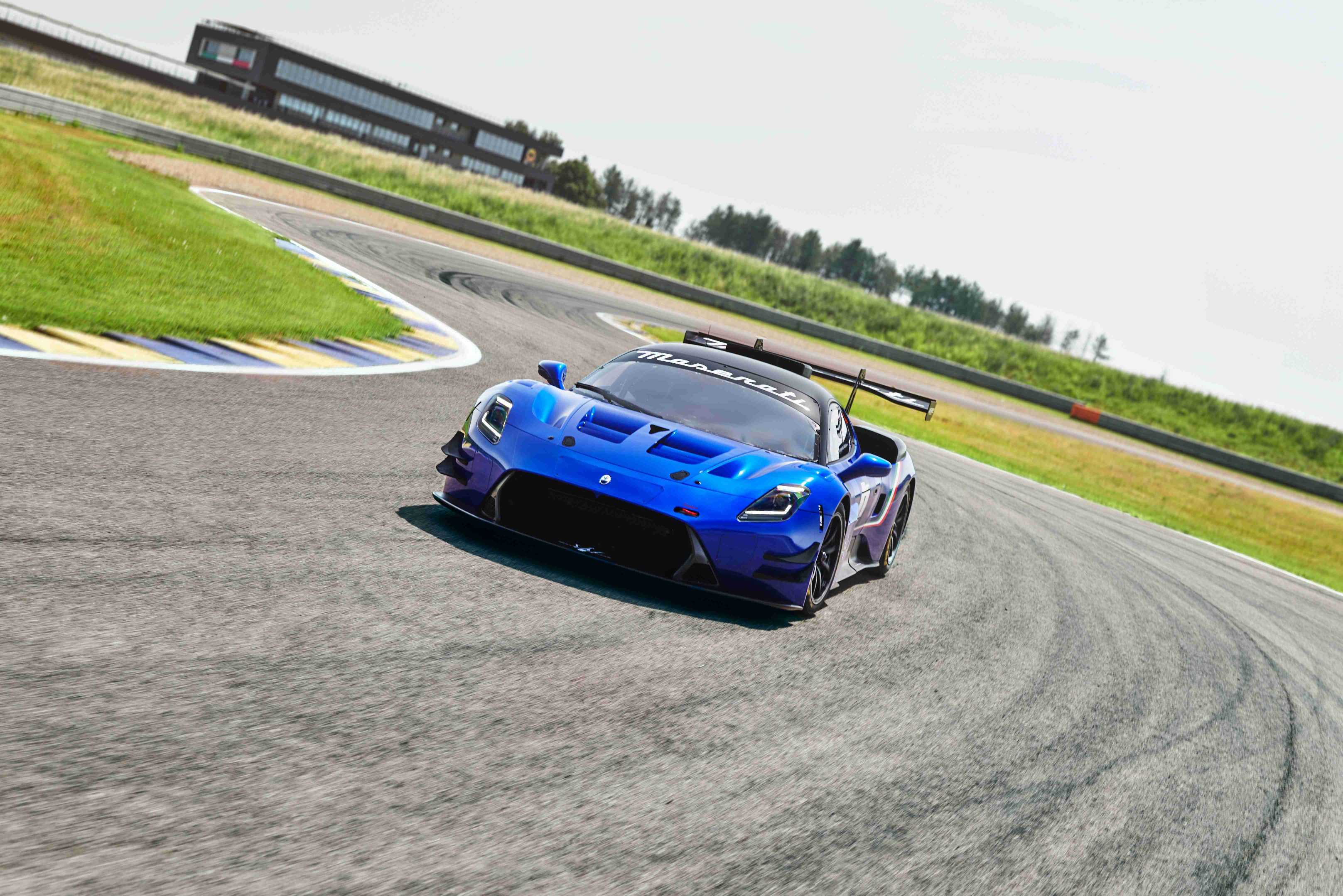 03_Maserati GT2.jpg