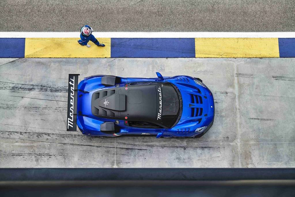 02_Maserati GT2.jpg