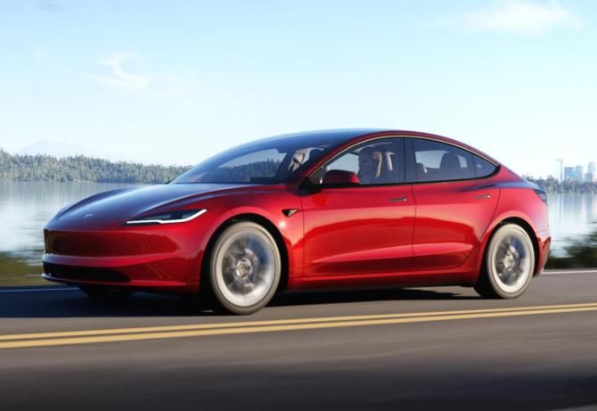特斯拉Model 3.jpg