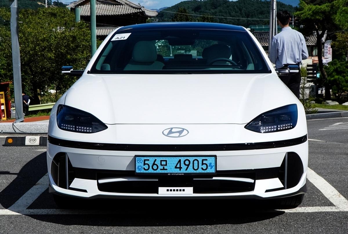 当前位置:首页>文章>正文今年现代汽车在韩国市场发布了ioniq6,它是